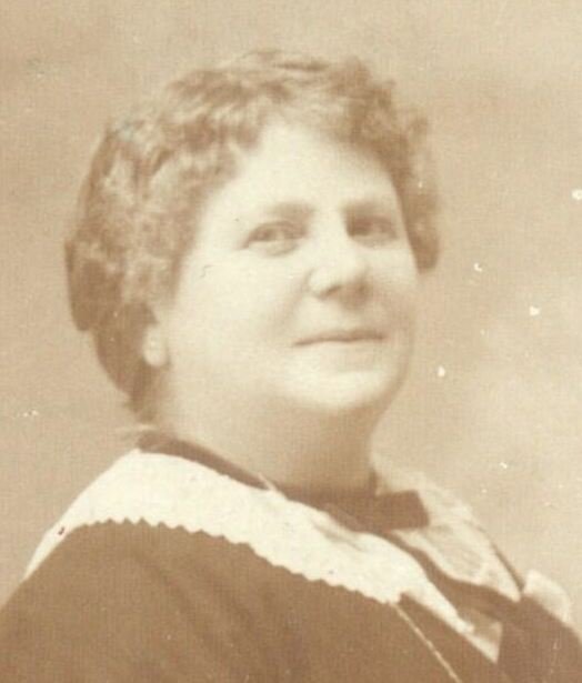 Consuelo Ãlvarez